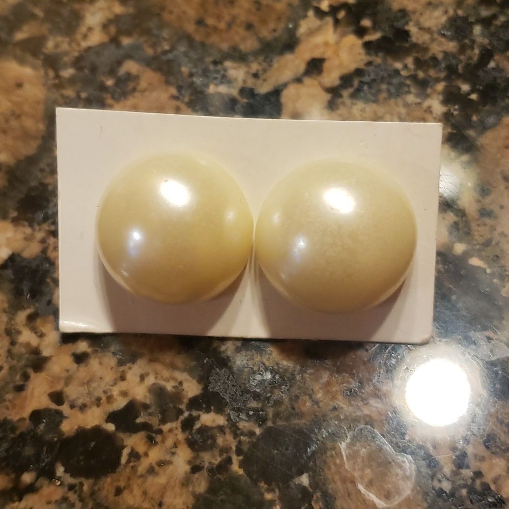 Vintage Pearl Earrings